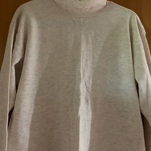 Turtle neck - Picture 3 of 3